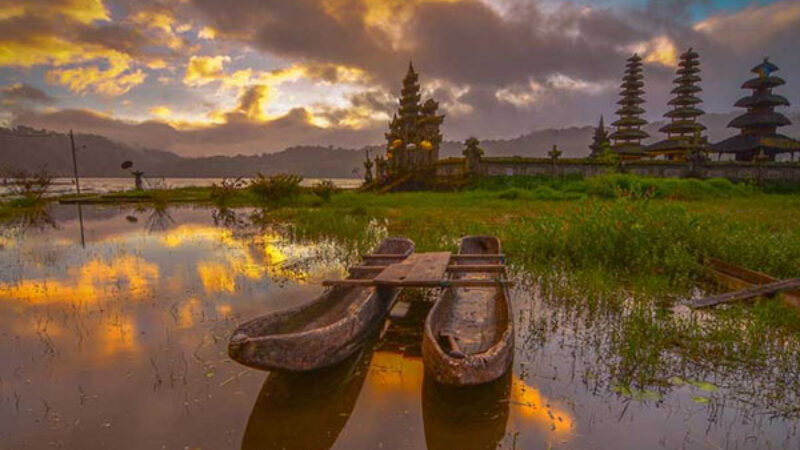 Tour Package 3 Adventure & Outdoor Activities PT Bali Ekstrimindo Adventure_0003_4 Bali Canoeing in Tamblingan